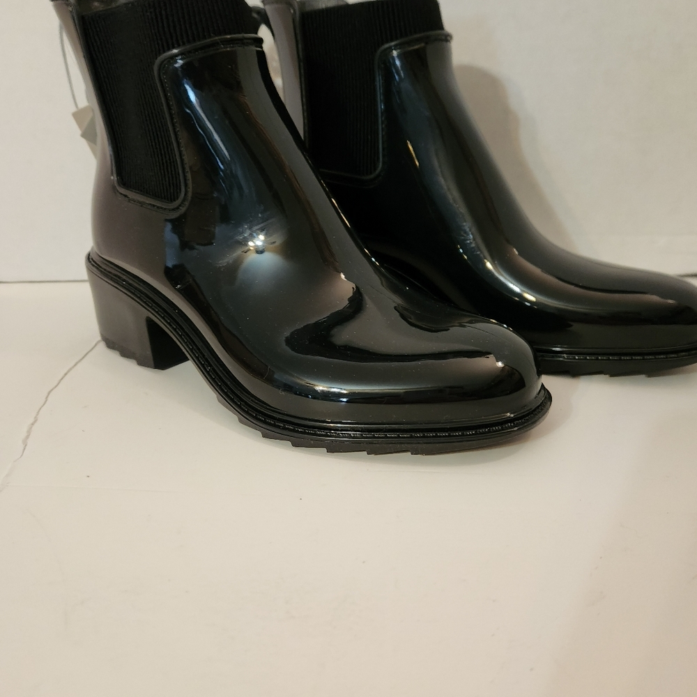 A NEW DAY Goth Waterproof Black Patent Ankle Books Size 6 Women's